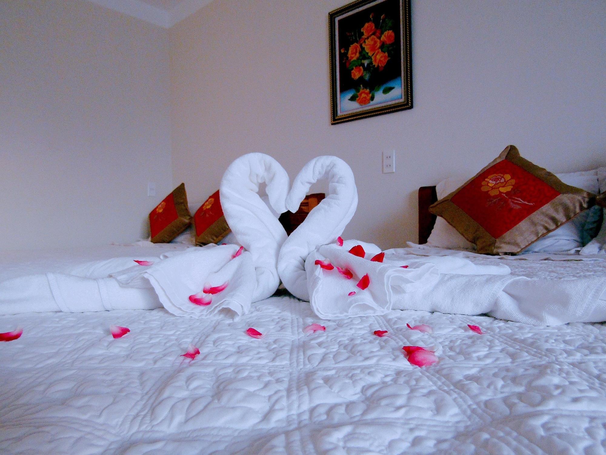 Hoang Dat Hotel Dong Hoi Eksteriør bilde